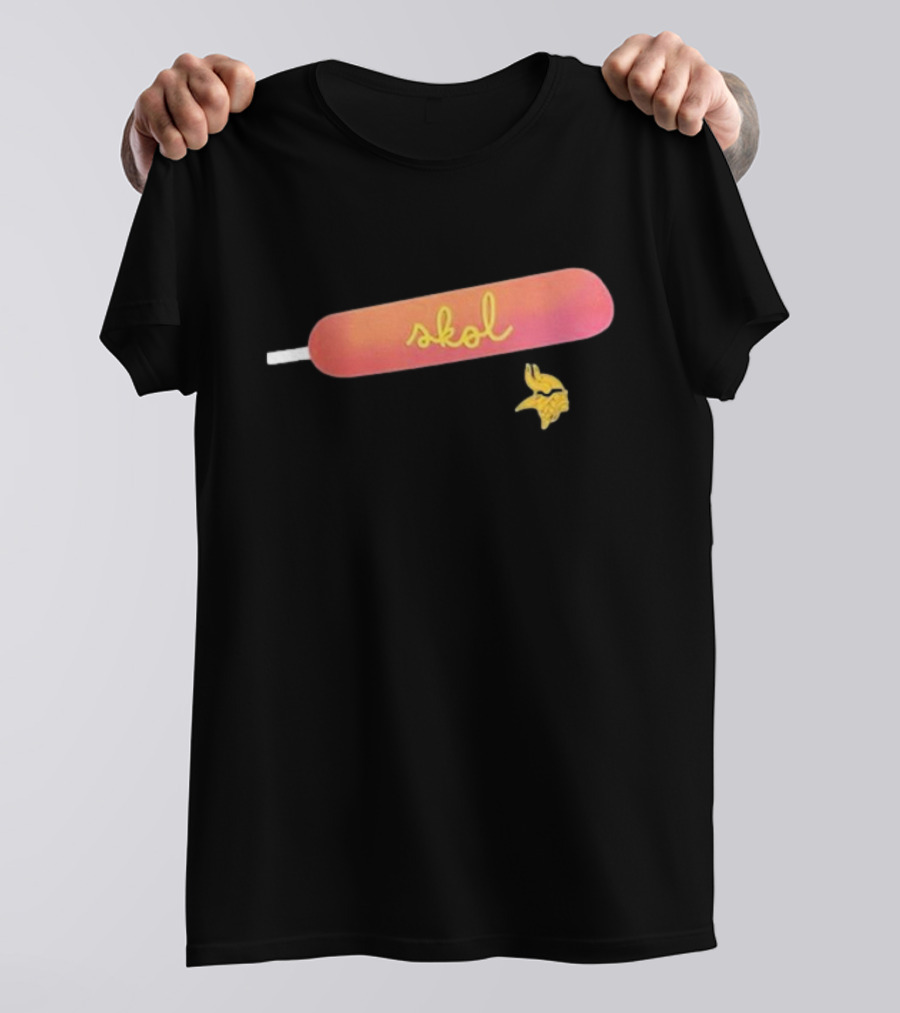 Minnesota Vikings Skol Hotdog With Team T-Shirt