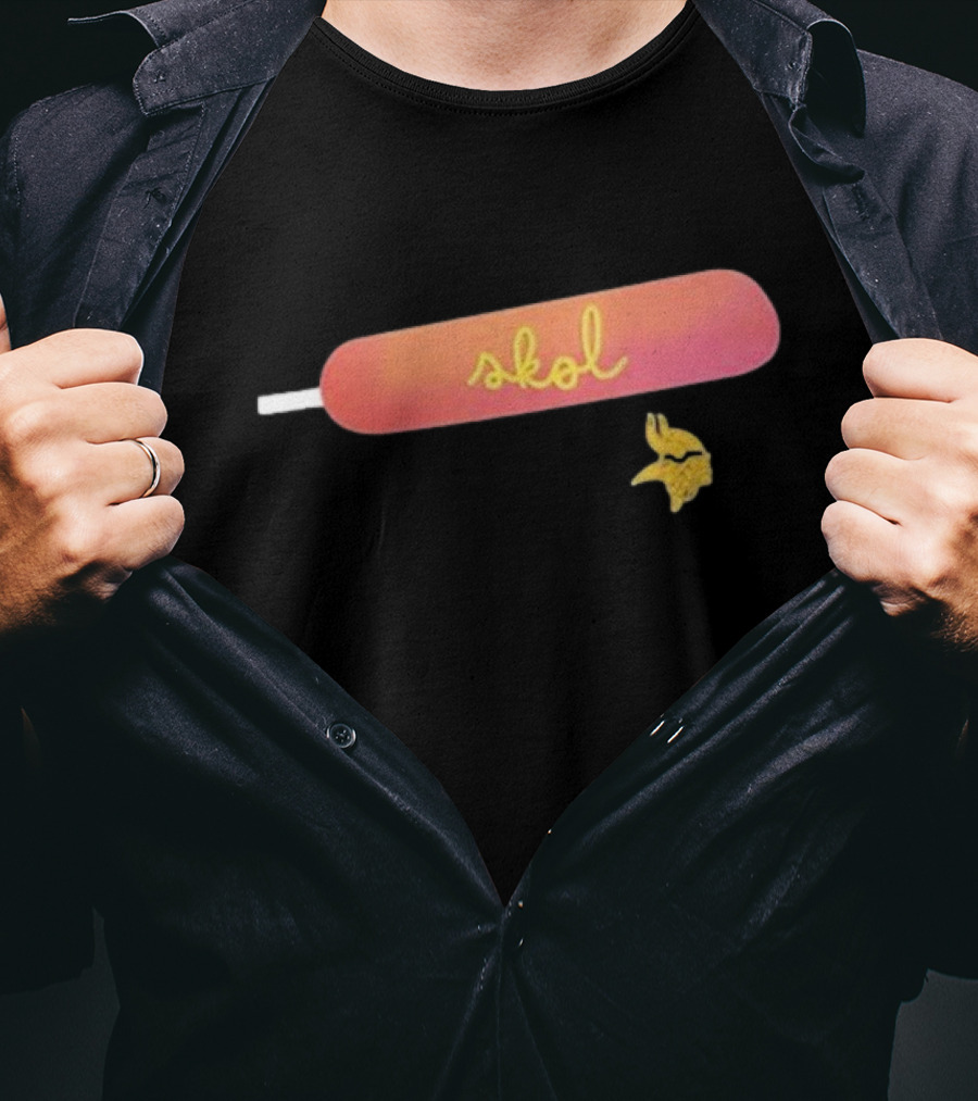 Minnesota Vikings Skol Hotdog With Team T-Shirt