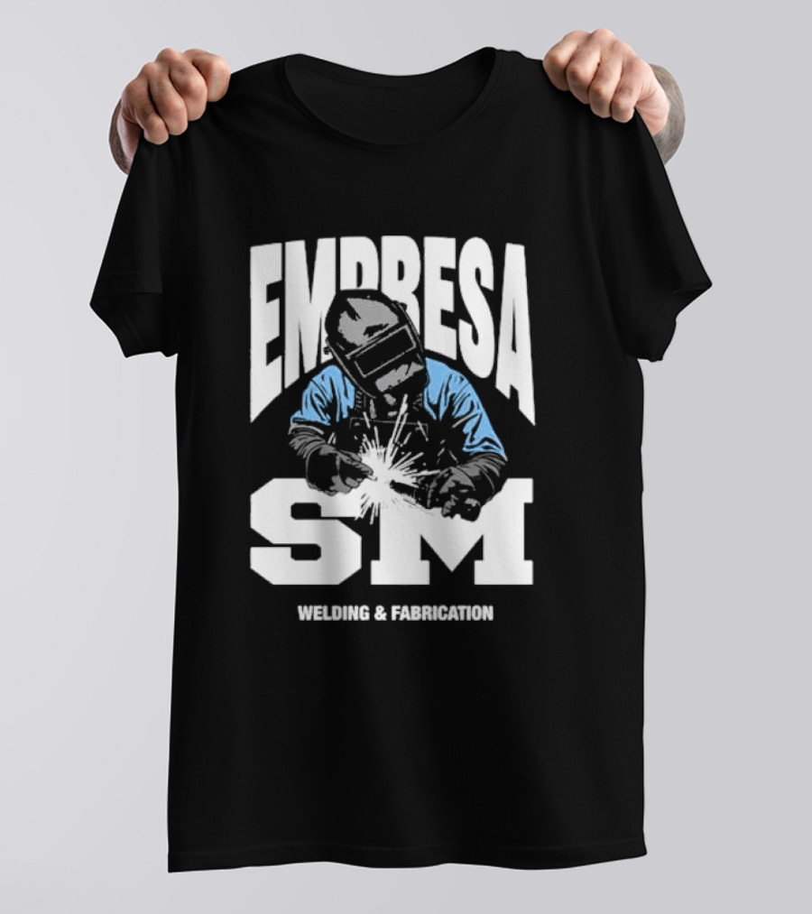 EMPRESA SM Welding And Fabrication Welder Iconic T-Shirt