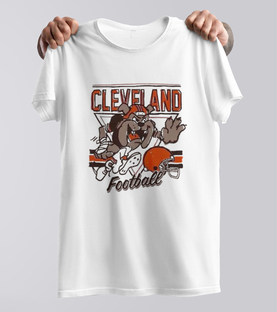 Cleveland Browns Cartoon Dawg With Helmet Football T-Shirt