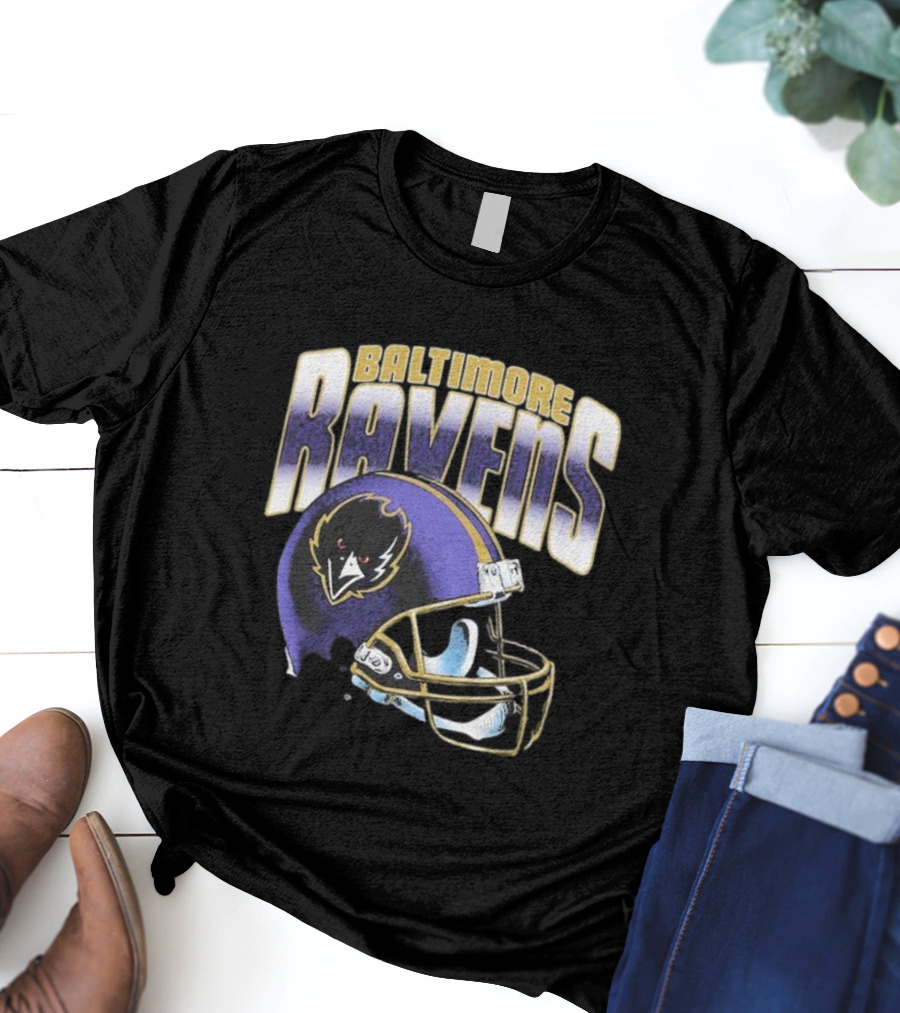 Baltimore Ravens Gradient Helmet Logo Football Gear T-Shirt