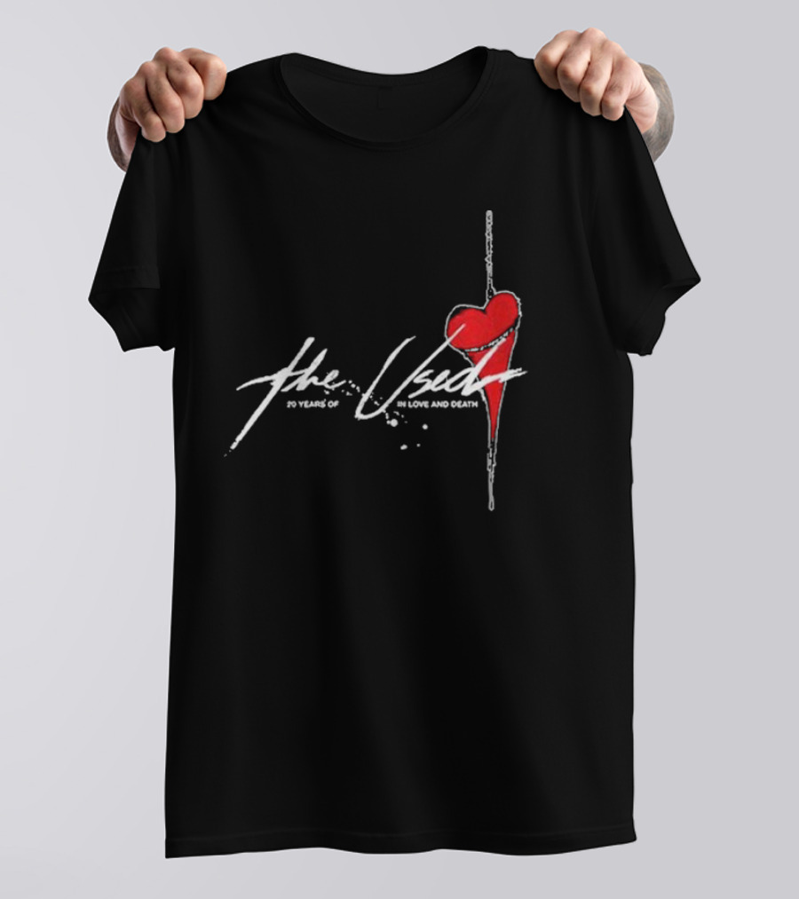 The Used 20 Years Of In Love And Death Red Heart Vintage T-Shirt