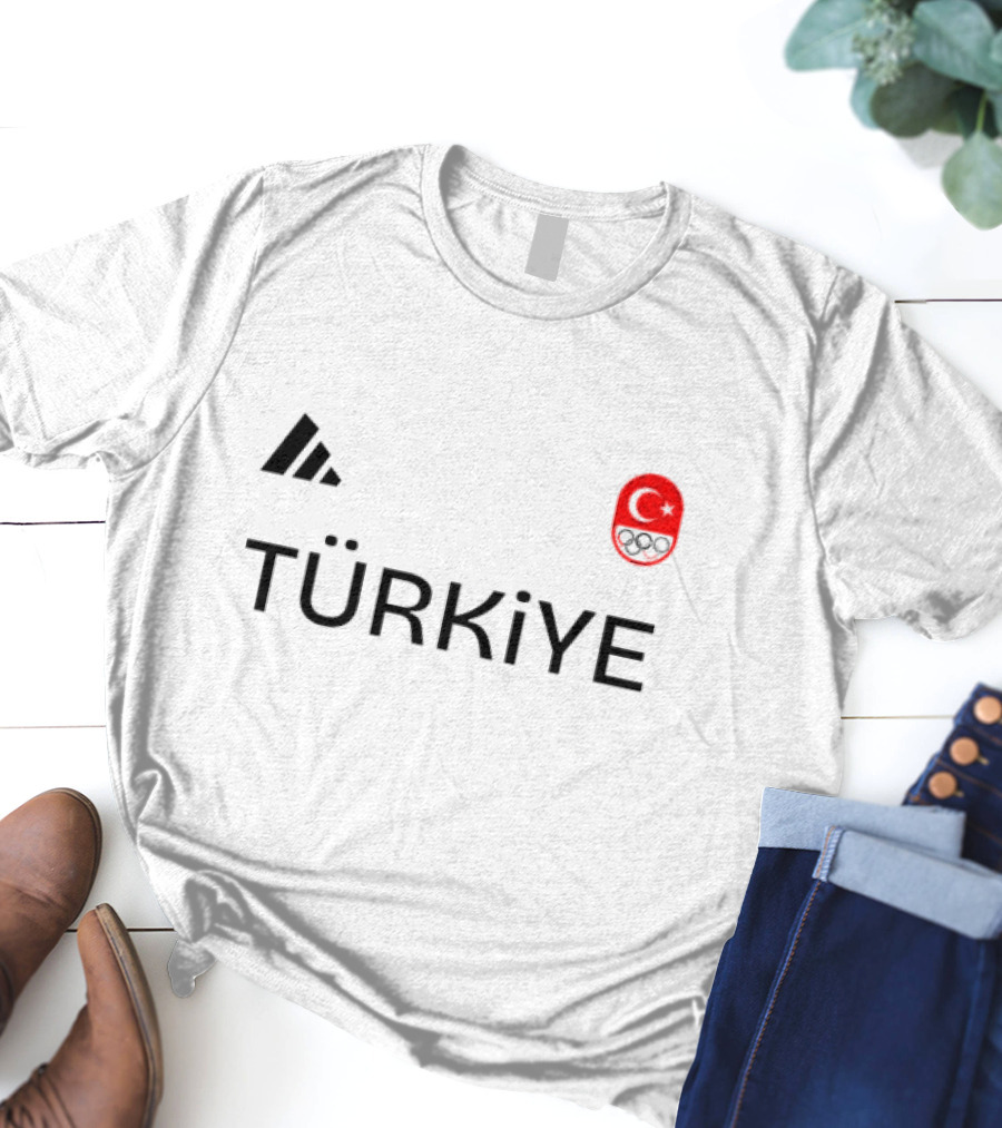 Türk Sporları Türkiye Olimpiyatları Bayrağı T-Shirt