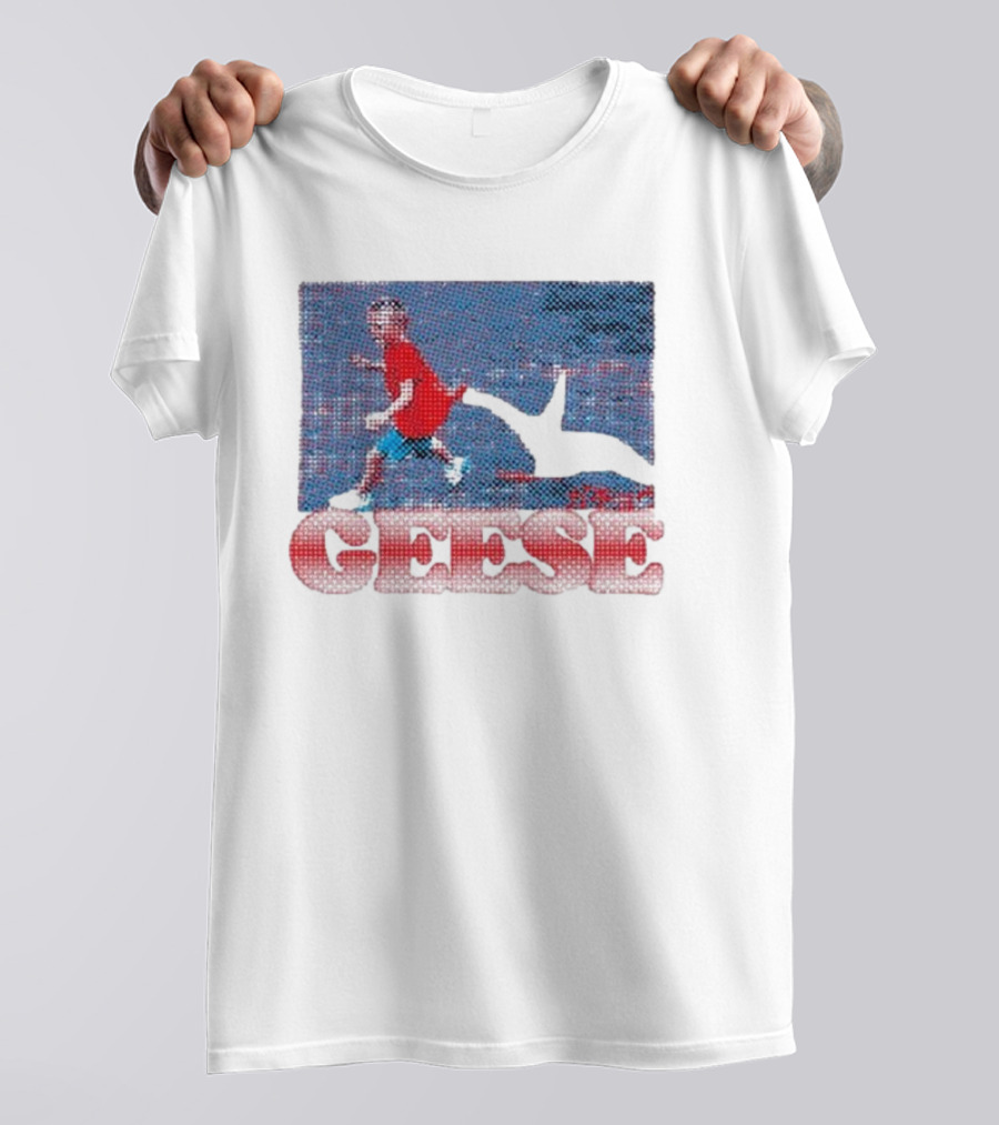 Geese Goose Bite Chase Red Shirt Kid Oval Open Mouth T-Shirt