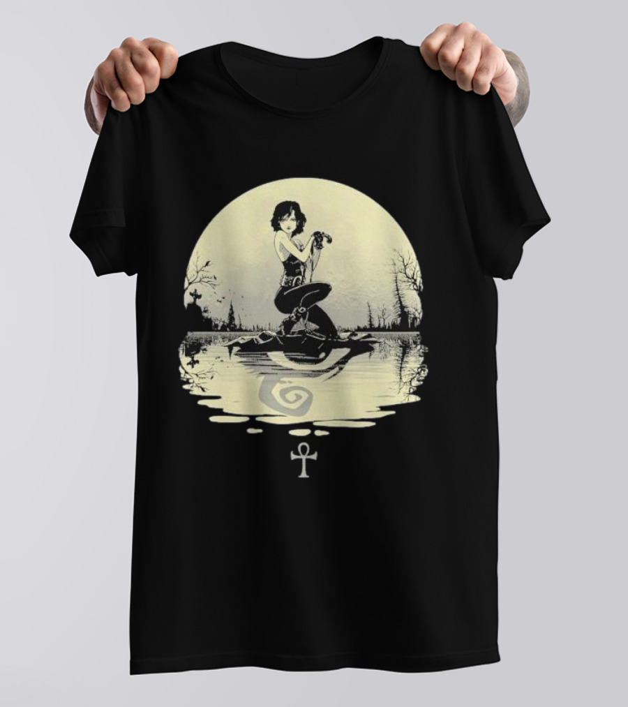 The Sandman Death Ankh Reflected In Moonlit Water Scene T-Shirt