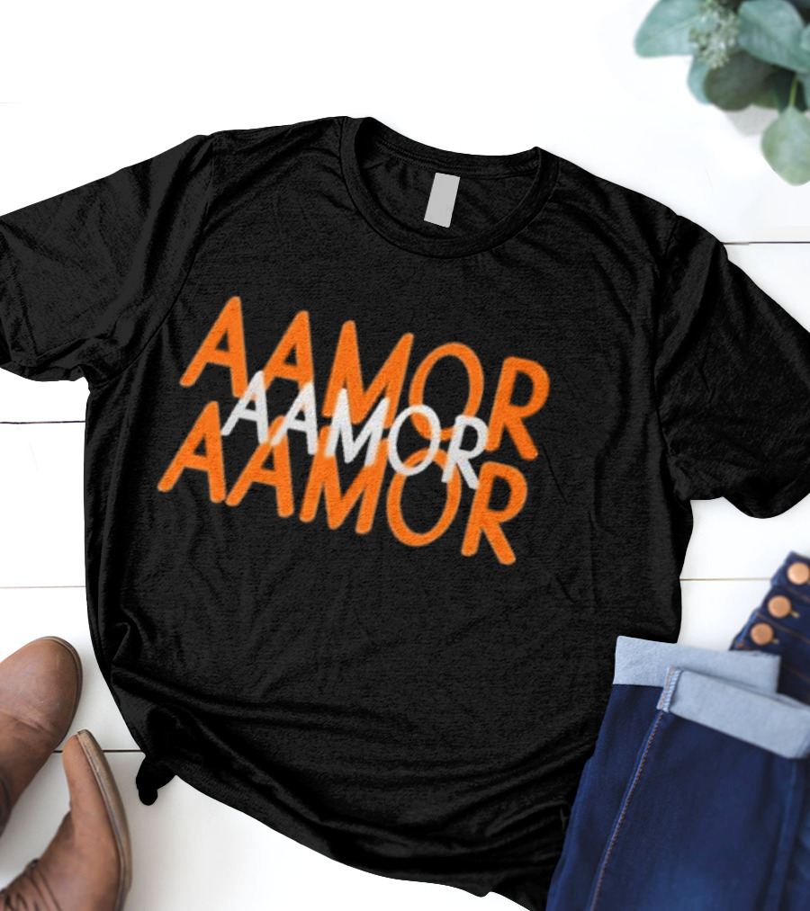 AAMOR AAMOR AAMOR King Gillie Wearing Armor T-Shirt