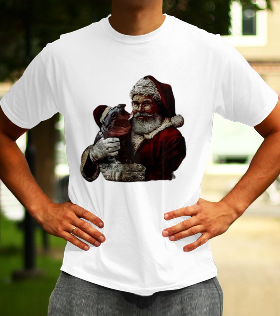 Moo Deng Xmas Funny Christmas Santa Hug Cute Baby Hippo Santa Claus Holiday T-Shirt