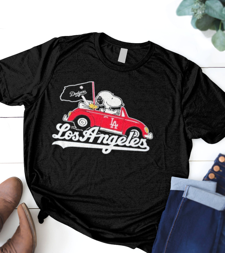 Los Angeles Dodgers Snoopy LA Car Dodgers Flag T-Shirt