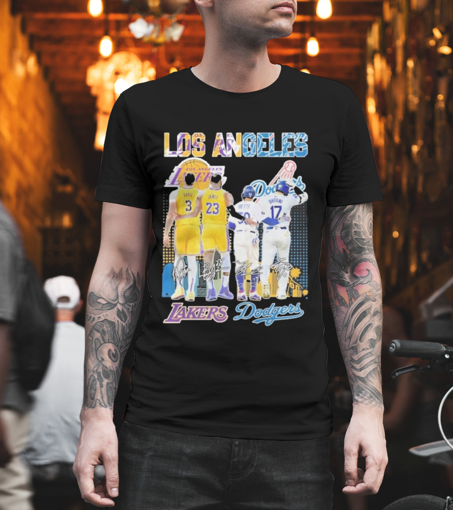 Los Angeles Lakers Dodgers LeBron James Anthony Davis Mookie Betts Freddie Freeman Signatures T-Shirt