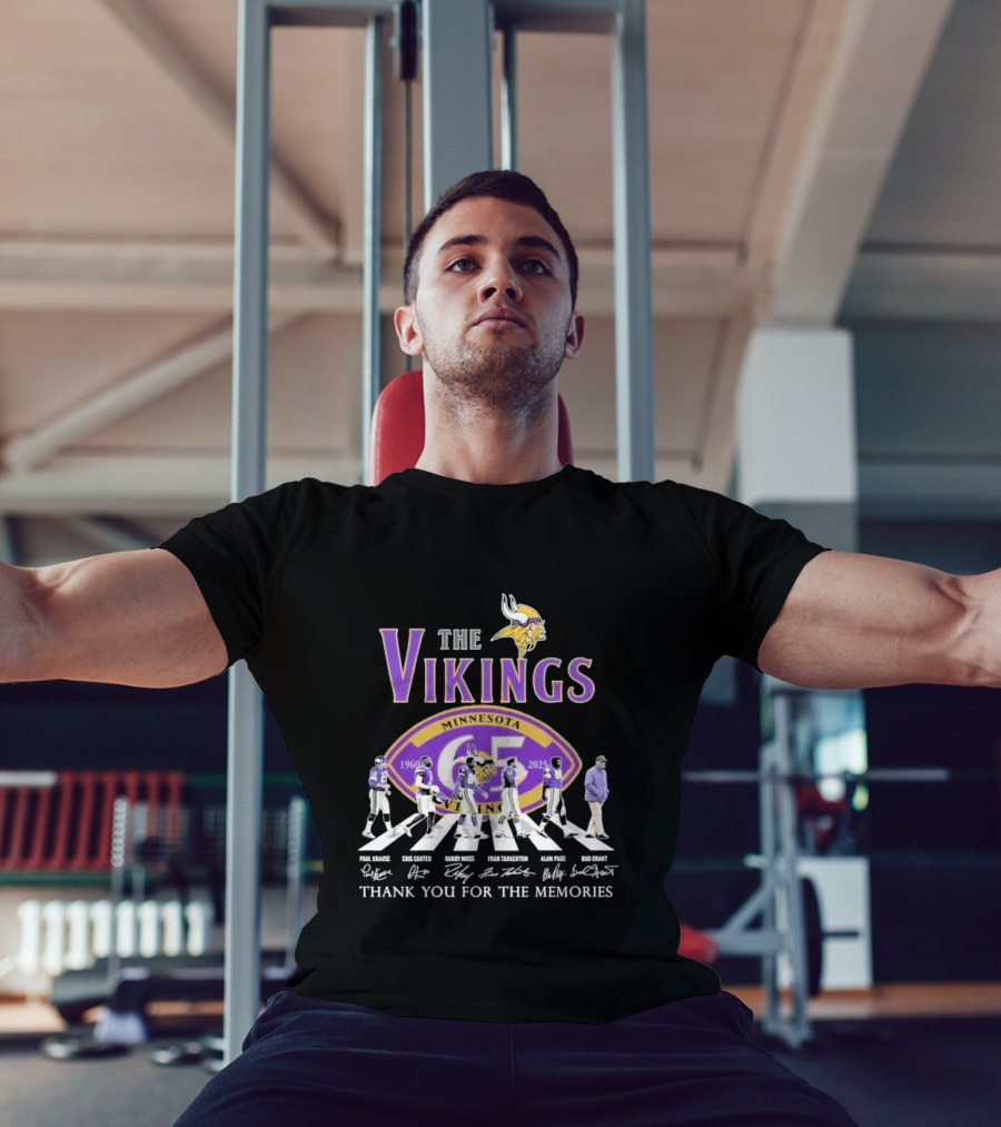 Minnesota Vikings Thank You For The Memories 1960-2025 Paul Krause Chris Carter Randy Moss Fran Tarkenton Alan Page Bud Grant T-Shirt