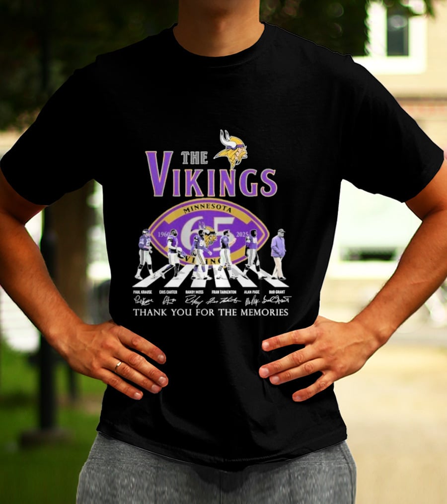 Minnesota Vikings Thank You For The Memories 1960-2025 Paul Krause Chris Carter Randy Moss Fran Tarkenton Alan Page Bud Grant T-Shirt