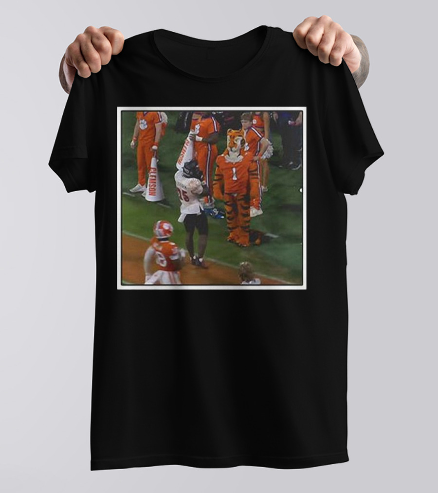 Clemson Tigers Mascot And Louisville Cardinals Player On Sideline T-Shirt