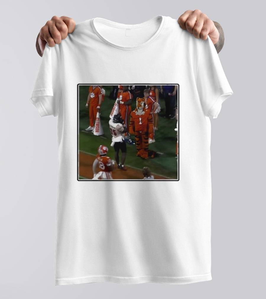Louisville Victory Dance Night Night Celebration Against Clemson Tiger Mascot T-Shirt