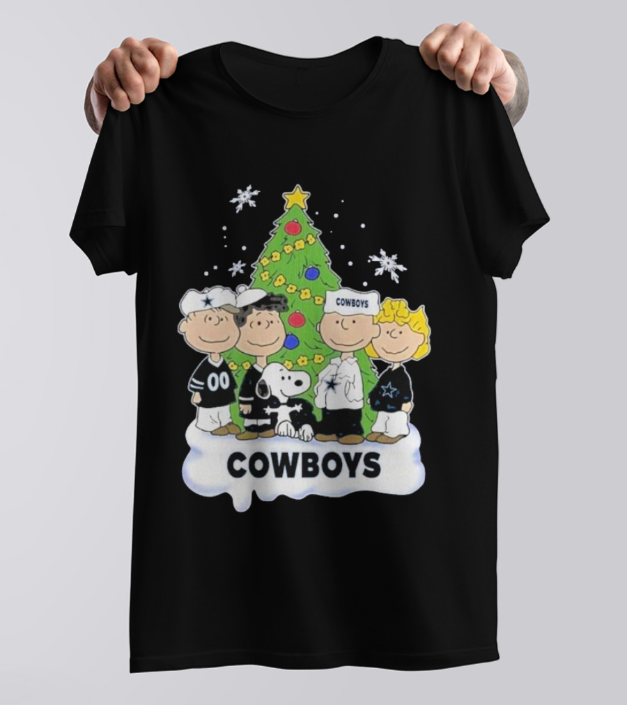 Cowboys Christmas With Snoopy And Peanuts Friends Holiday Tree T-Shirt