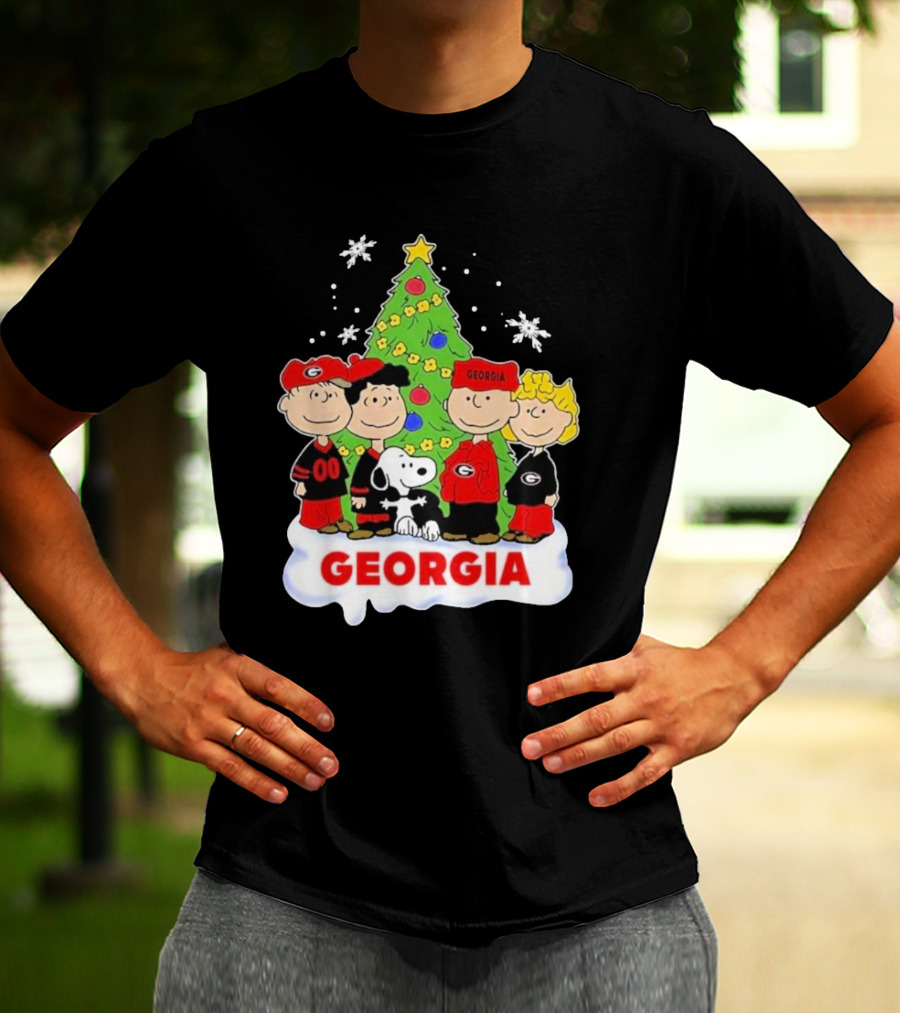 Georgia Bulldogs Snoopy And Friends Christmas T-Shirt