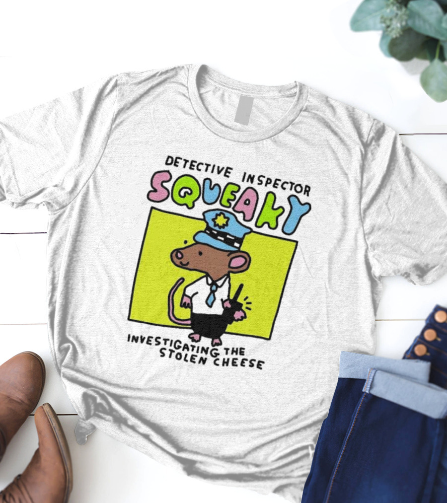 Detective Inspector Squeaky Investigating The Stolen Cheese Mouse Policeman Cartoon T-Shirt