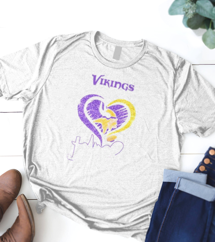 Vikings Heart Jesus Purple And Gold Minnesota T-Shirt