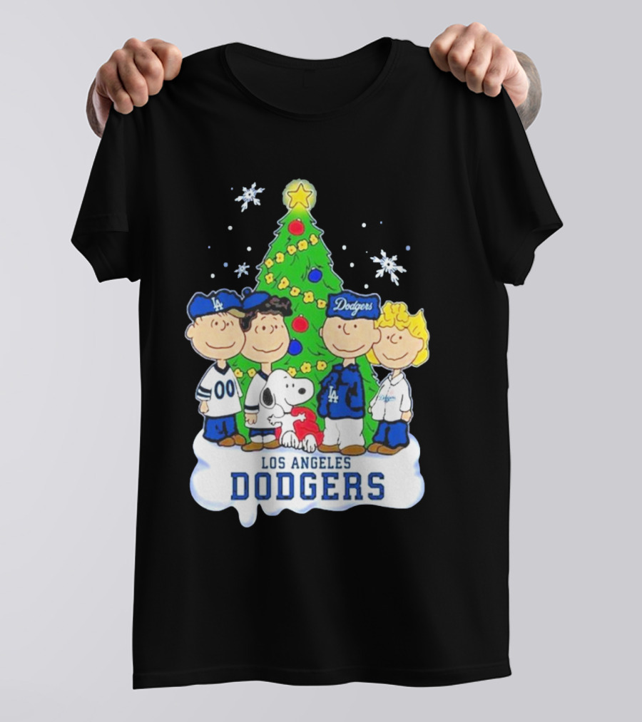 Los Angeles Dodgers Christmas With Snoopy And Peanuts Characters T-Shirt