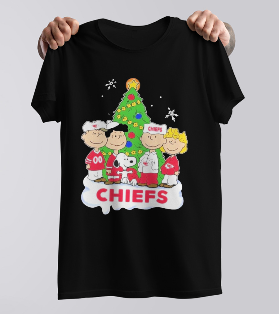 Kansas City Chiefs Snoopy Christmas Peanuts Characters Chiefs NFL Holiday T-Shirt