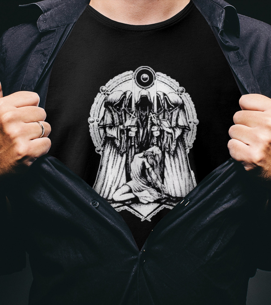 Occult Rituals Pagan Gothic Witchcraft Hooded Figures And Ritual Circle T-Shirt