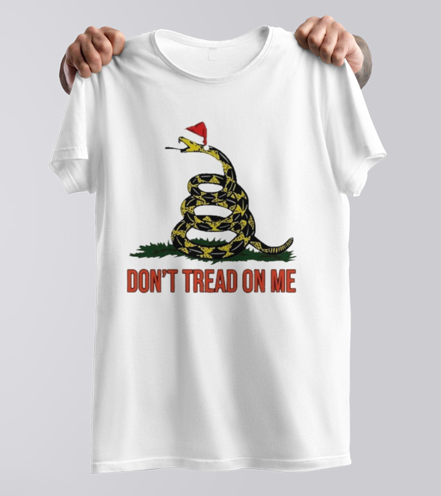 Don’t Tread On Me Christmas Santa Hat Gadsden Flag T-Shirt