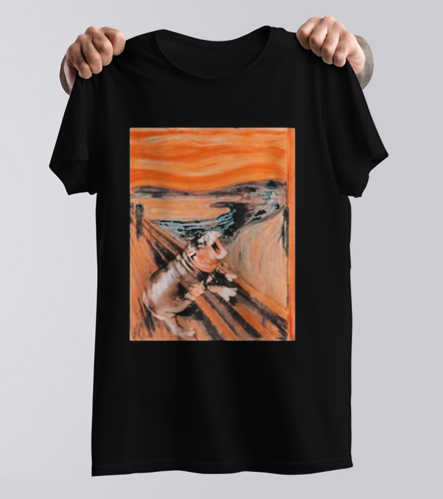 Scared Moo Deng Meme Scream T-Shirt
