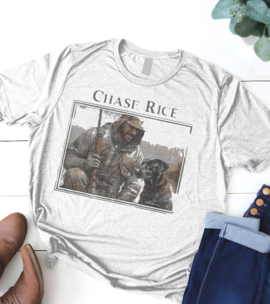 Chase Rice Hunting With Dog In Arkansas T-Shirt