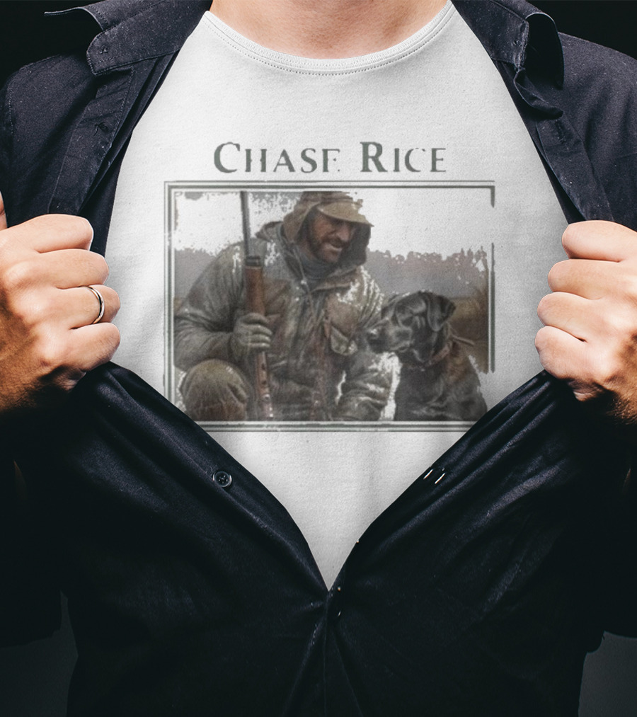 Chase Rice Hunting With Dog In Arkansas T-Shirt