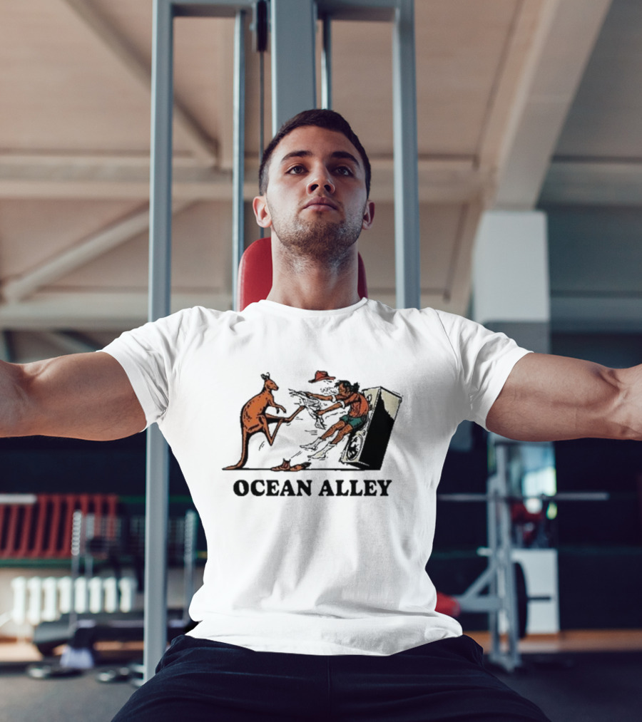 OCEAN ALLEY Kangaroo Laundry Kick T-Shirt