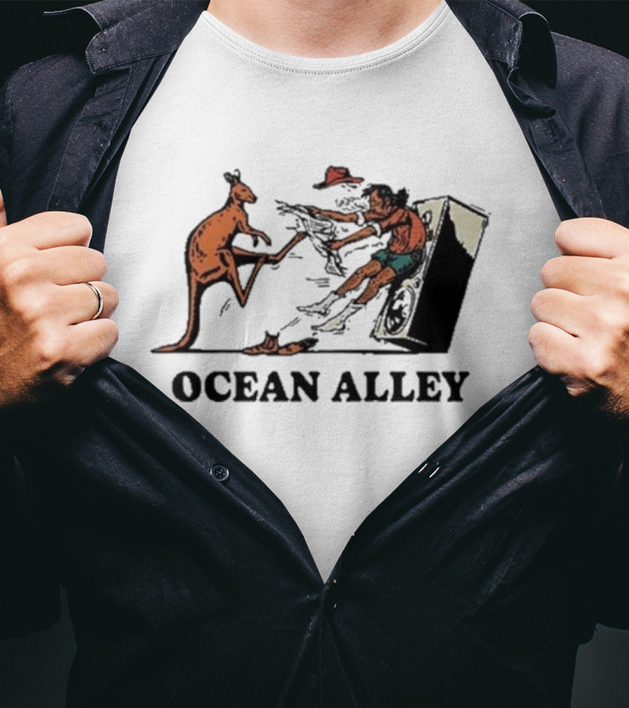 OCEAN ALLEY Kangaroo Laundry Kick T-Shirt