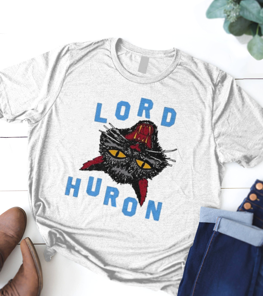 LORD HURON Upside Down Cat T-Shirt
