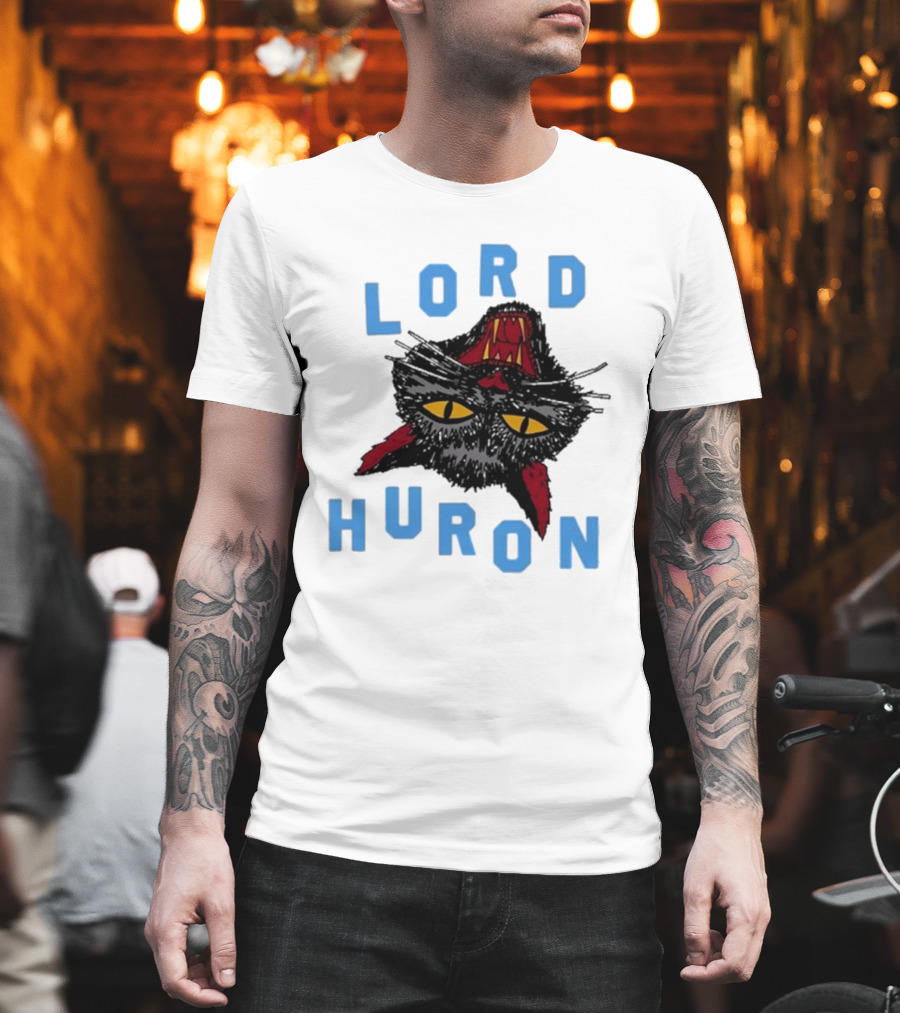 LORD HURON Upside Down Cat T-Shirt