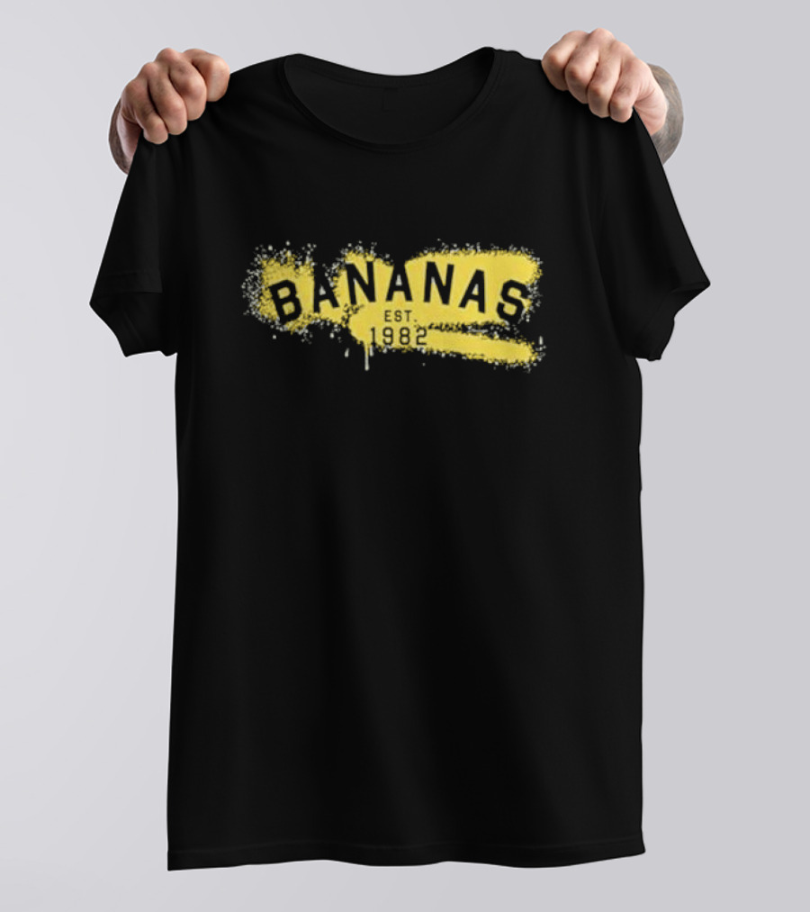 Bananas Est 1982 Vintage Graffiti Style Yellow Brushstroke T-Shirt