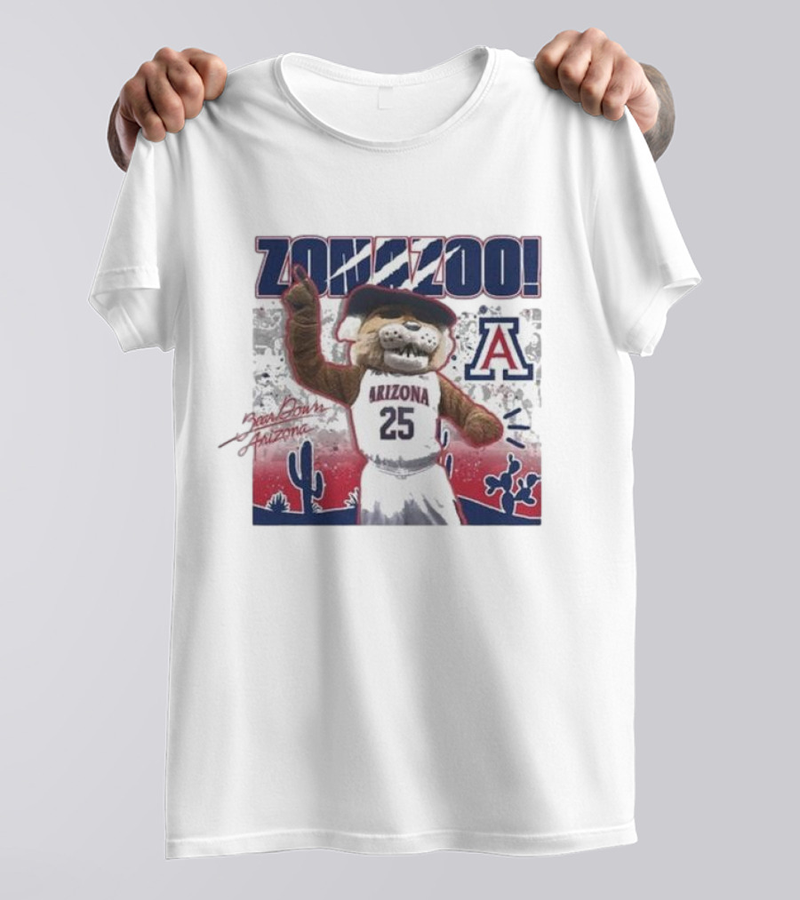 Arizona Wildcats Zona Zoo Wilbur Mascot Desert Scene T-Shirt