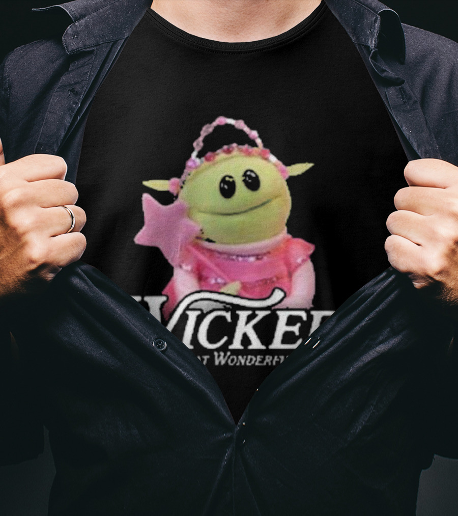 Wicked Who's That Wonderful Girl Alien Princess In Pink T-Shirt