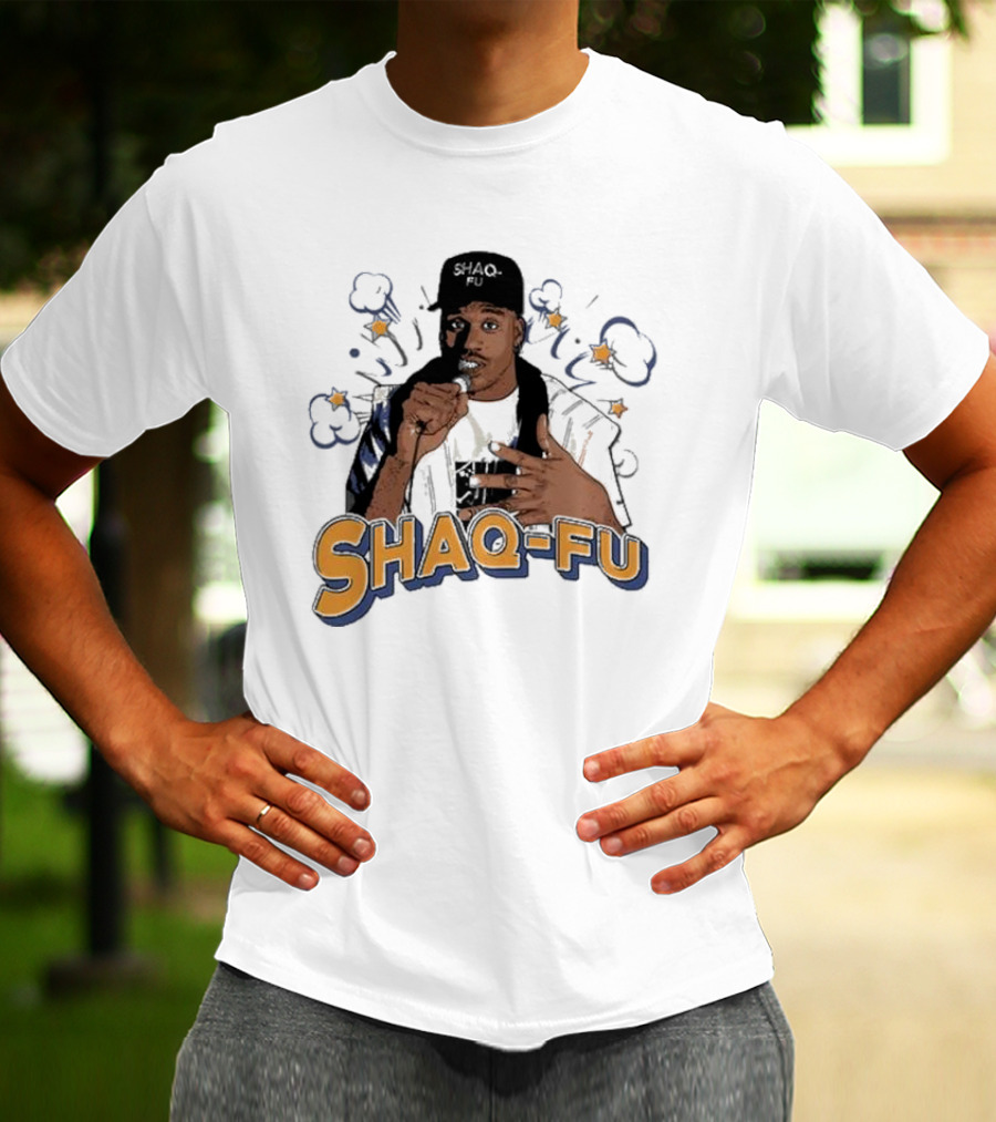Shaq-Fu Comic Style Microphone Poderes Deportivos Y Comedia Vintage Retro 90s T-Shirt