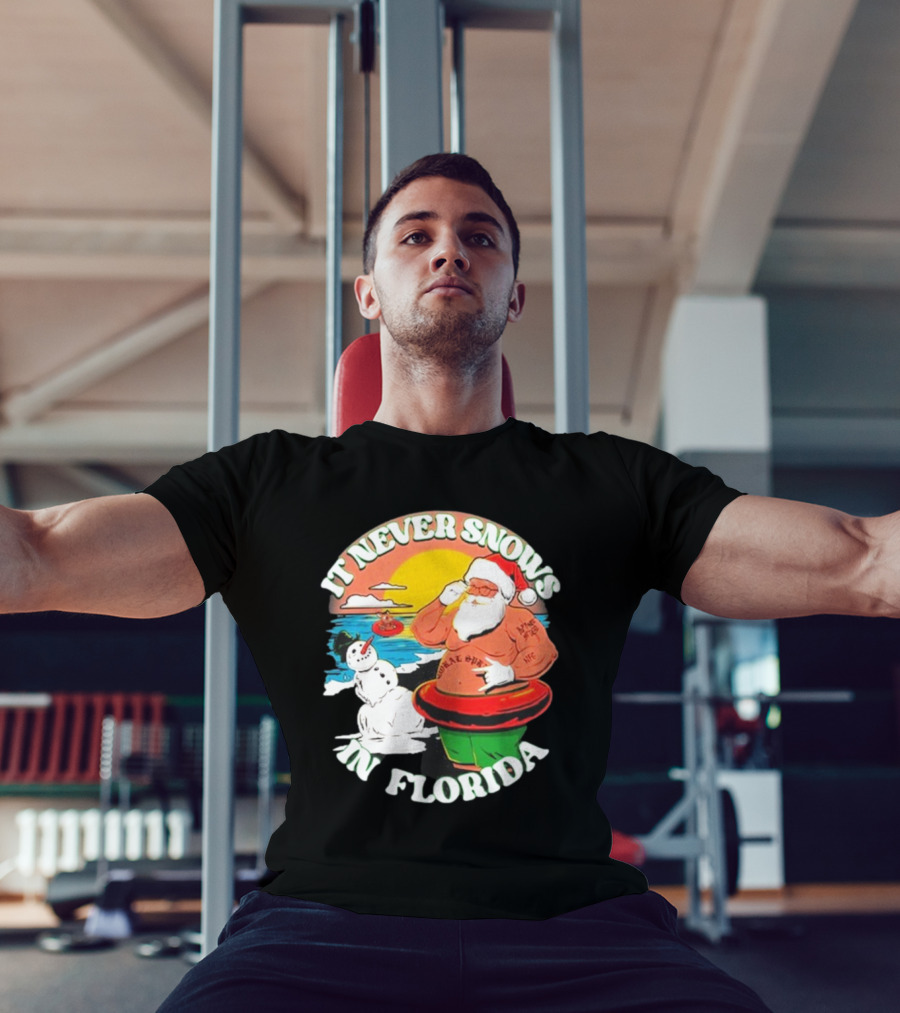 New Found Glory Santa Sunbathing It Never Snows In Florida T-Shirt