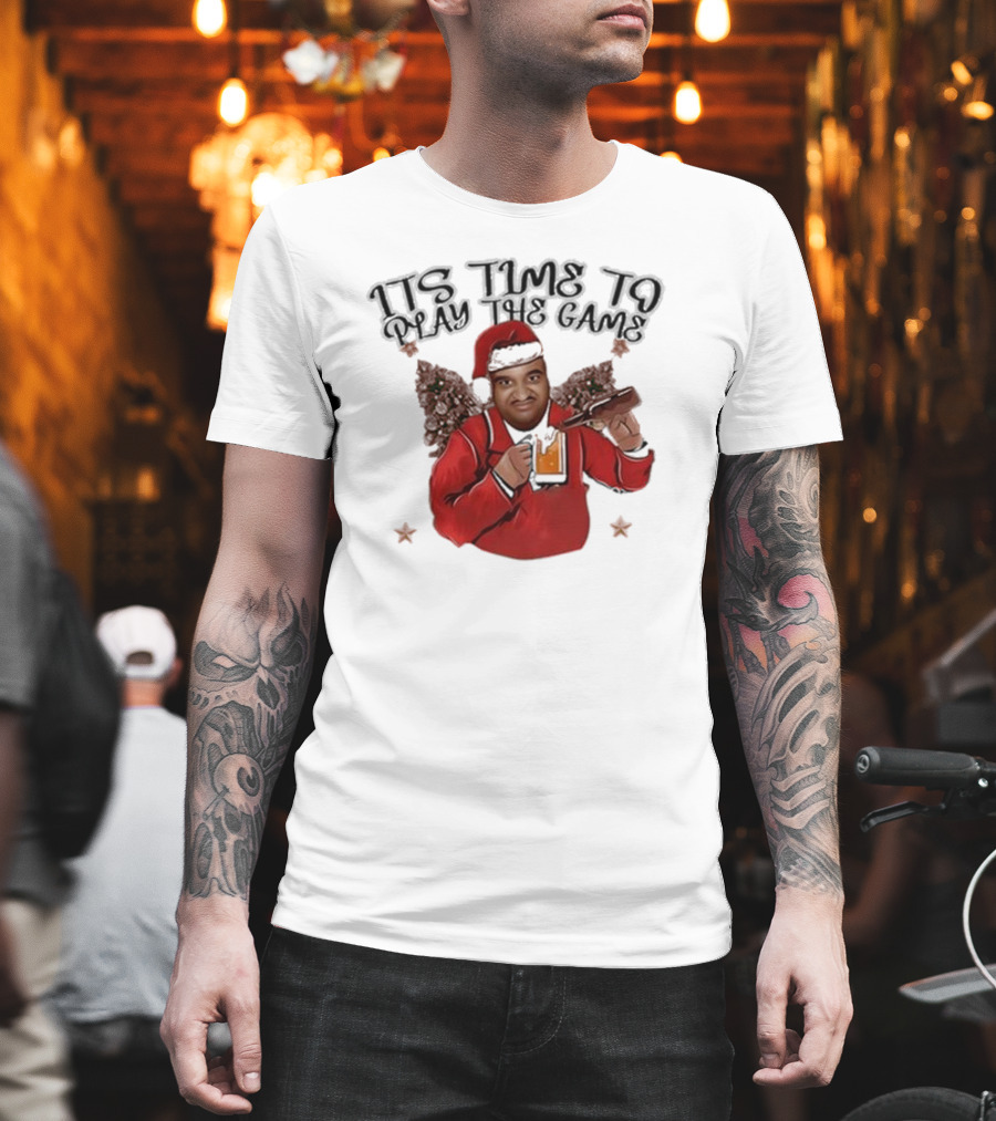 ITS TIME TO PLAY THE GAME CHRISTMAS SANTA CLAUS WITH BEER MUG T-Shirt