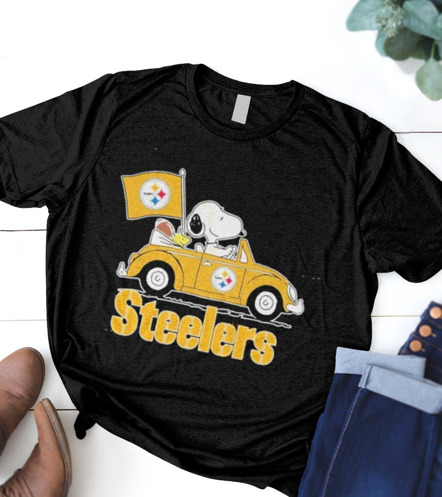 Pittsburgh Steelers Snoopy Driving Car With Flag T-Shirt