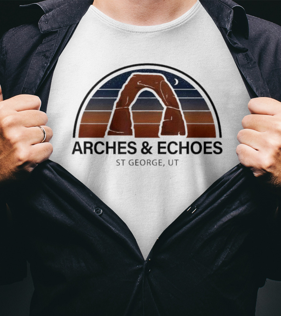 ARCHES ECHOES ST GEORGE UTAH RED ROCK NIGHT SKY MOON T-Shirt