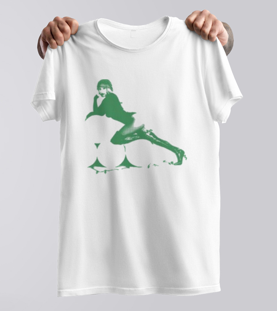 1Wish Ava Max Christmas Iconic Green Festive T-Shirt