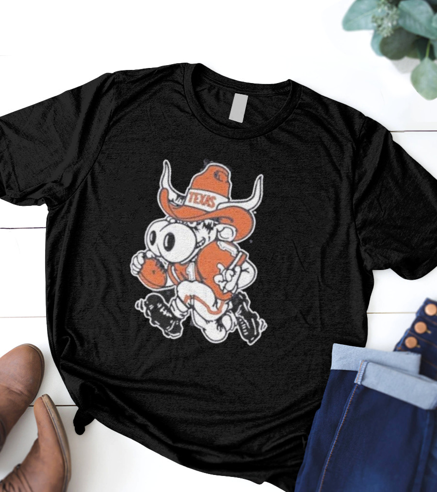 Texas Longhorns Bevo Mascot Football Cowboy T-Shirt