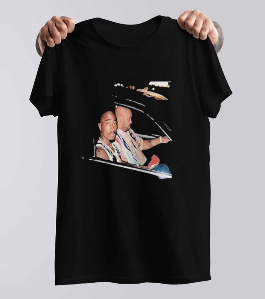 2Pac And Suge Knight Black Car Night Image T-Shirt