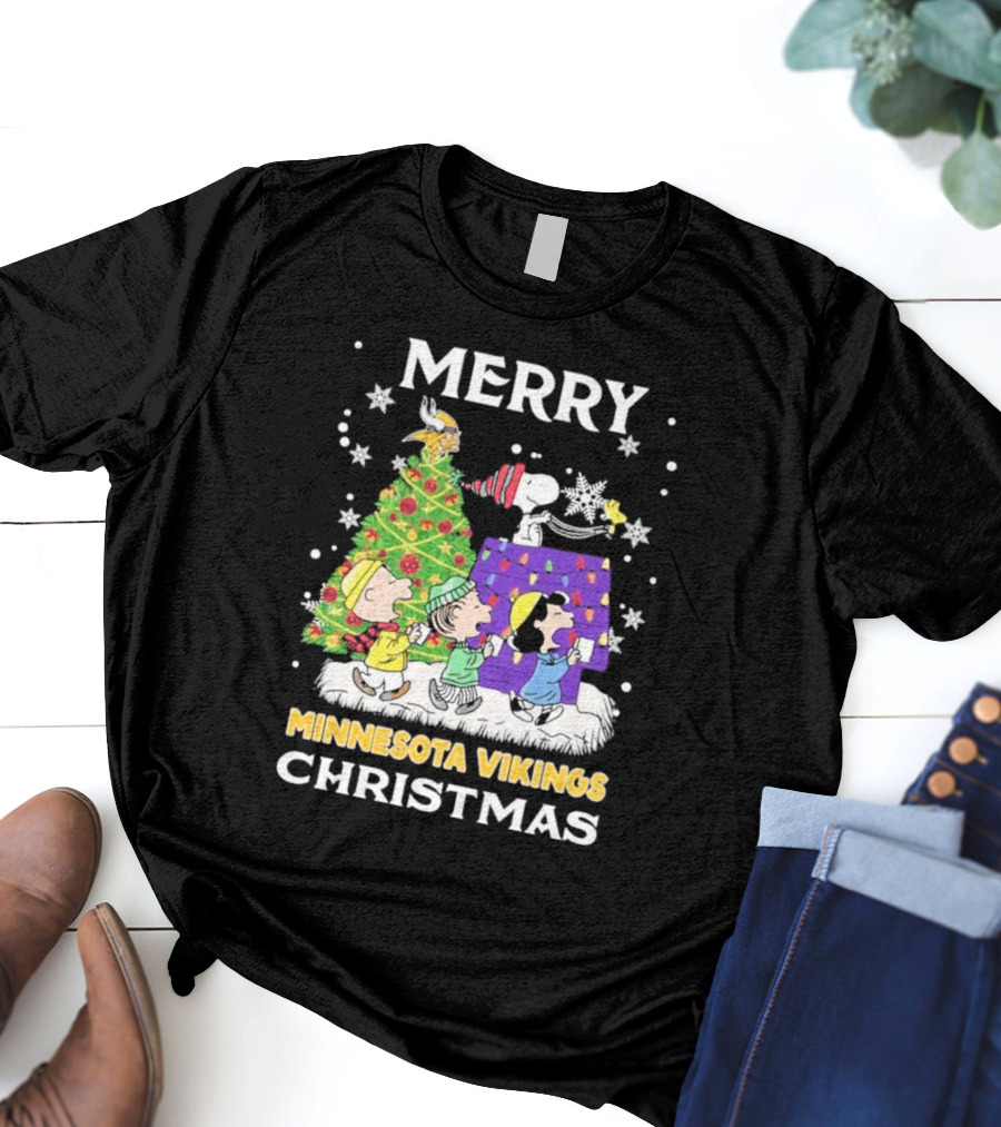 Merry Minnesota Vikings Christmas Snoopy Team Celebration T-Shirt