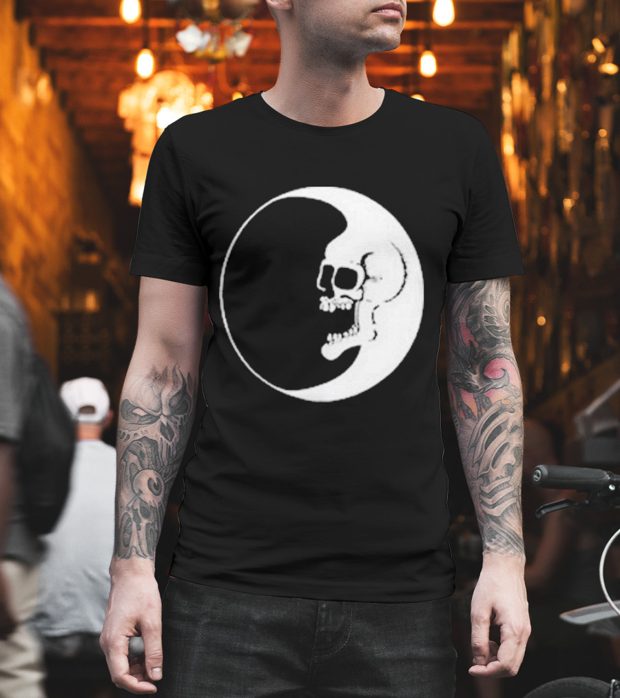 Zero Dead Moon Skull Crescent T-Shirt