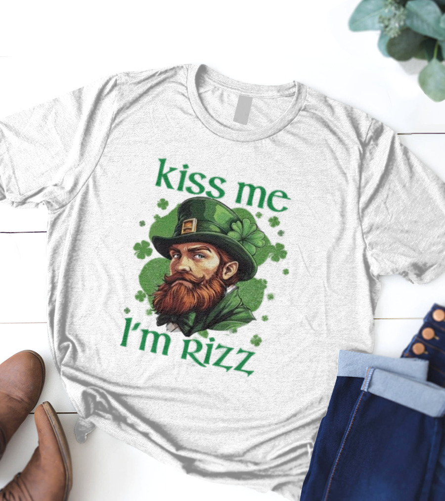 Kiss Me I'm Rizz St Patrick's Day Leprechaun Hat Shamrocks T-Shirt