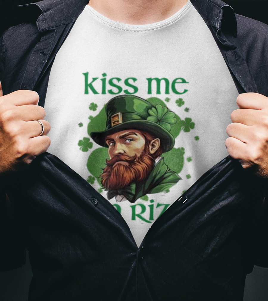 Kiss Me I'm Rizz St Patrick's Day Leprechaun Hat Shamrocks T-Shirt
