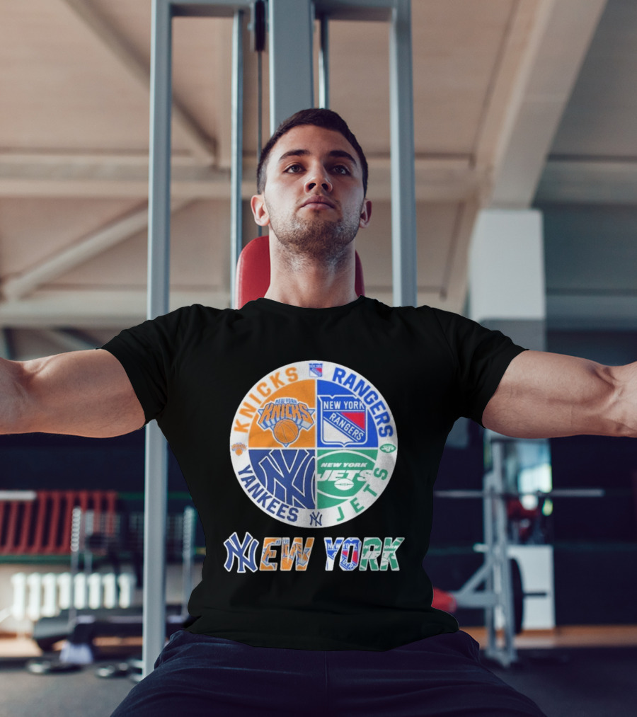 New York Knicks Rangers Yankees Jets Circle T-Shirt