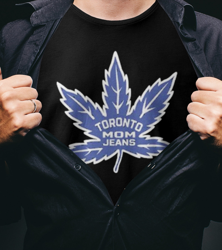 Toronto Maple Leaf Mom Jeans T-Shirt