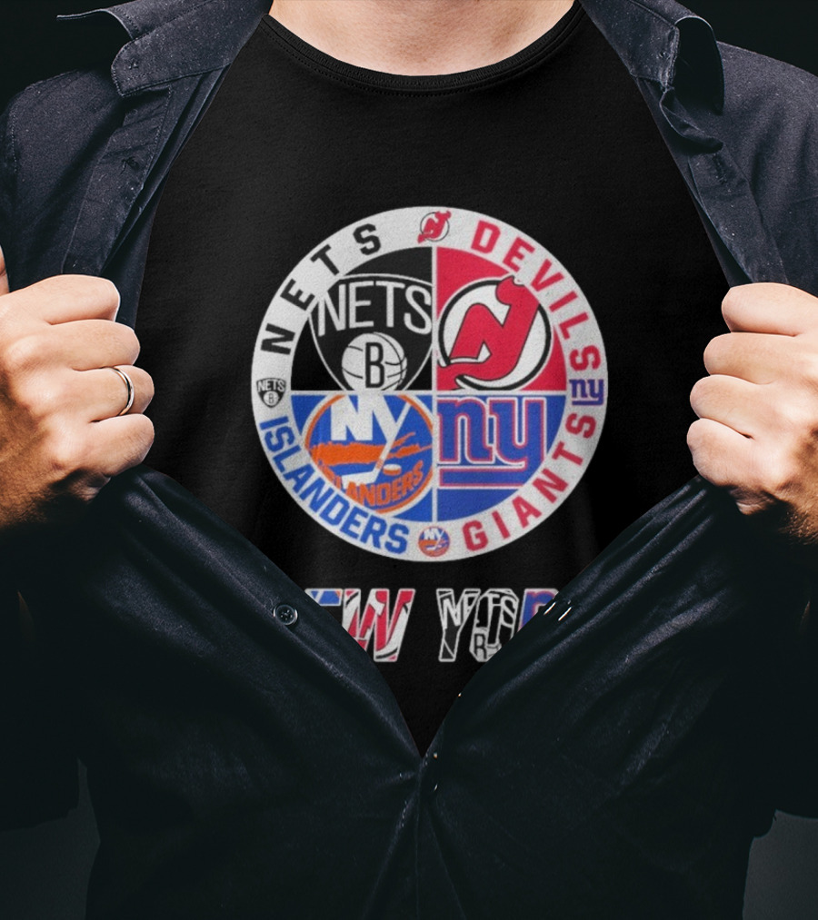Brooklyn Nets New Jersey Devils New York Islanders New York Giants New York T-Shirt